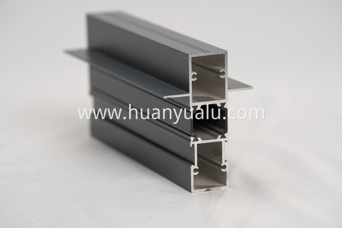 Thermal insulation profiles